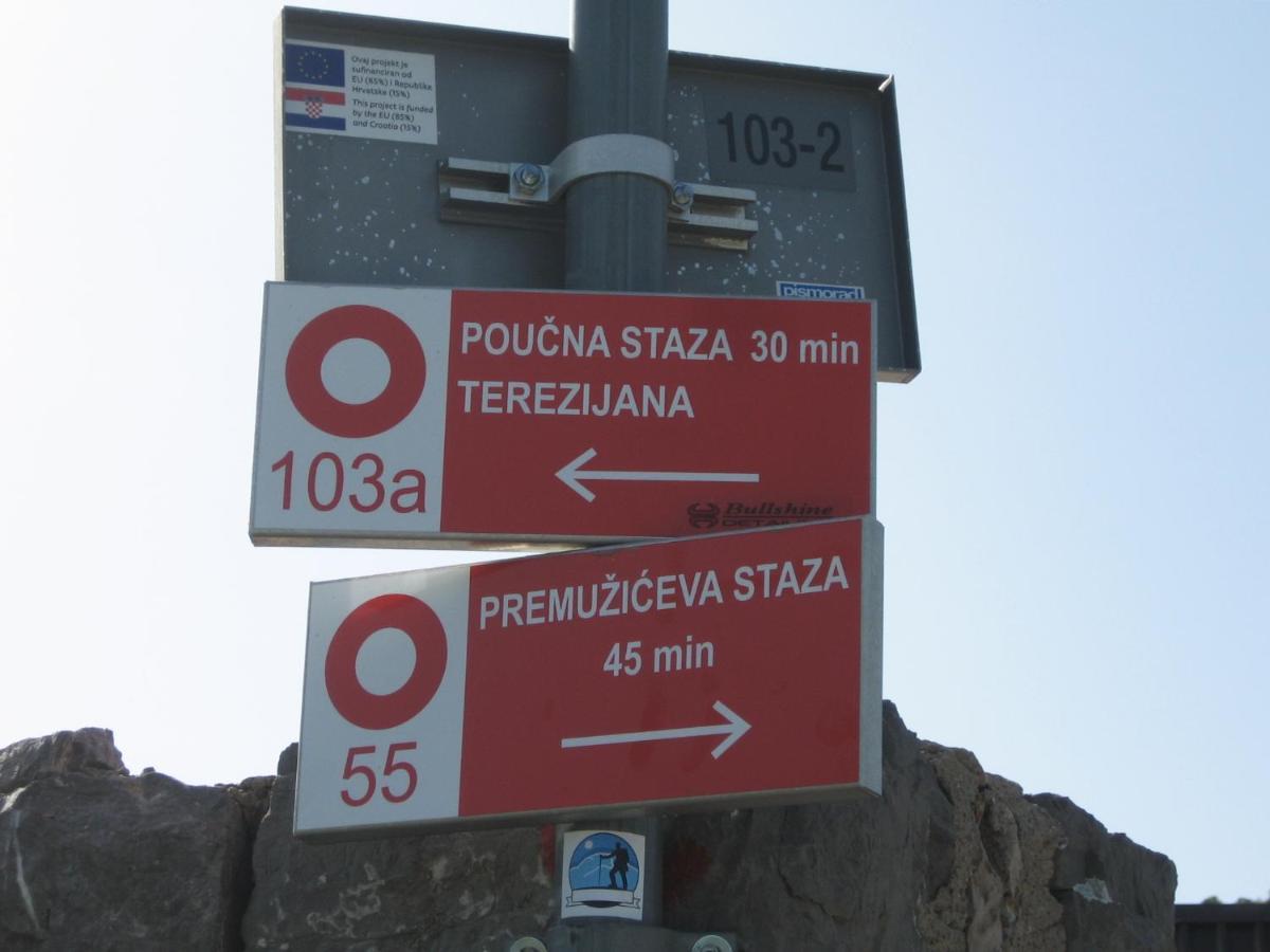 Sobe Za Nocenje Gospic Ξενοδοχείο Εξωτερικό φωτογραφία
